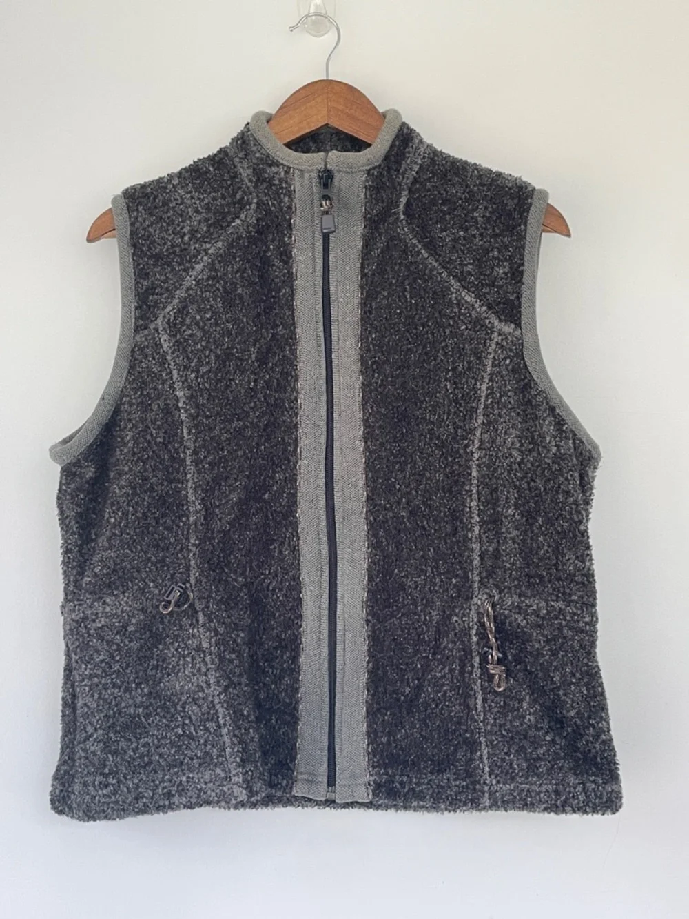 Woolrich Dark Gray Sherpa Fleece Vest women’s Large